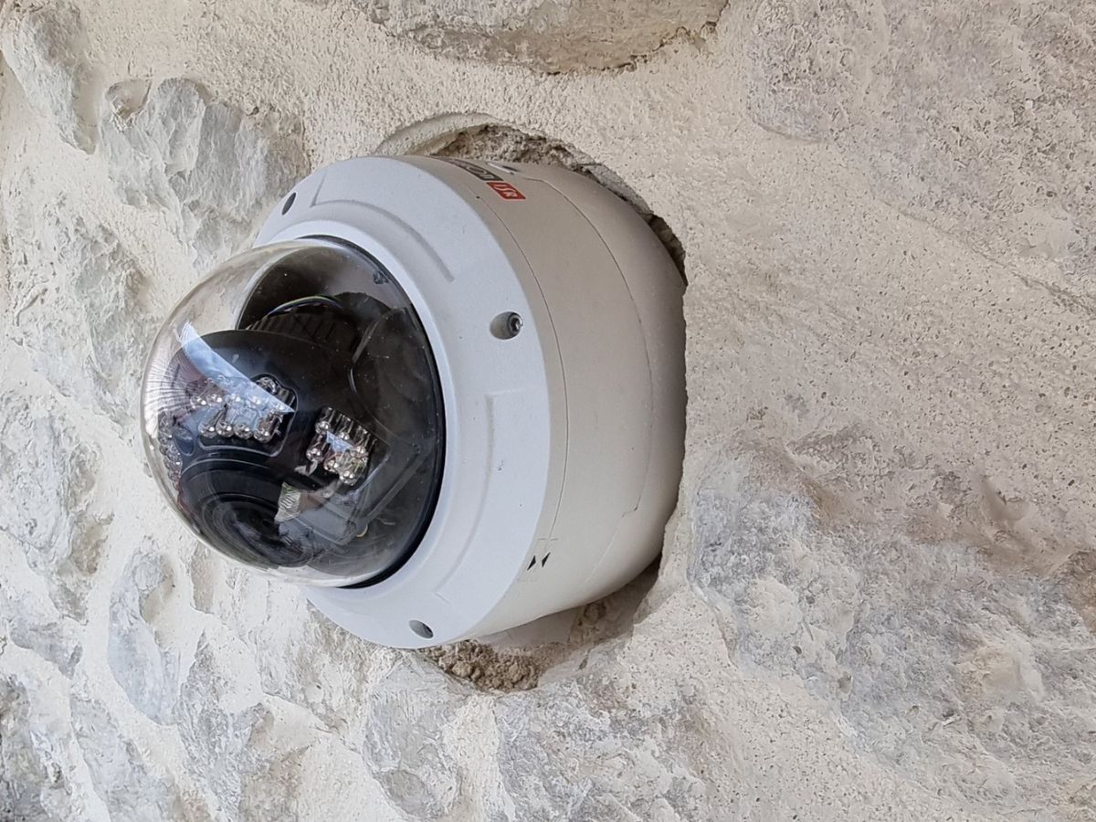 Caméra dôme IP